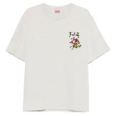 Футболка с вышивкой