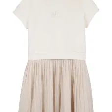 Платье с короткими рукавами и складками