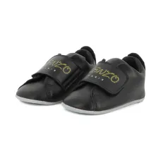 Пинетки с вышитым логотипом