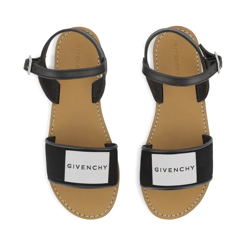 Босоножки с логотипом Босоножки с логотипом