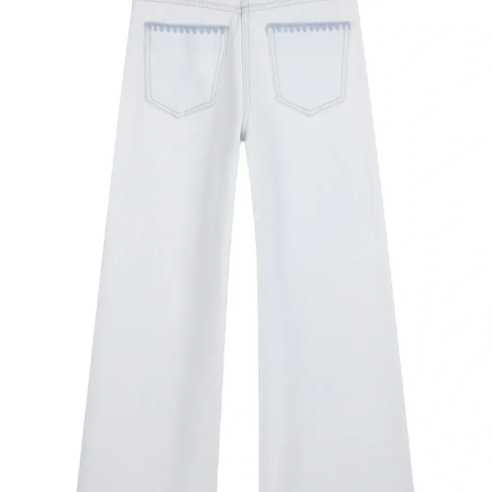 Брюки с карманами Брюки с карманами