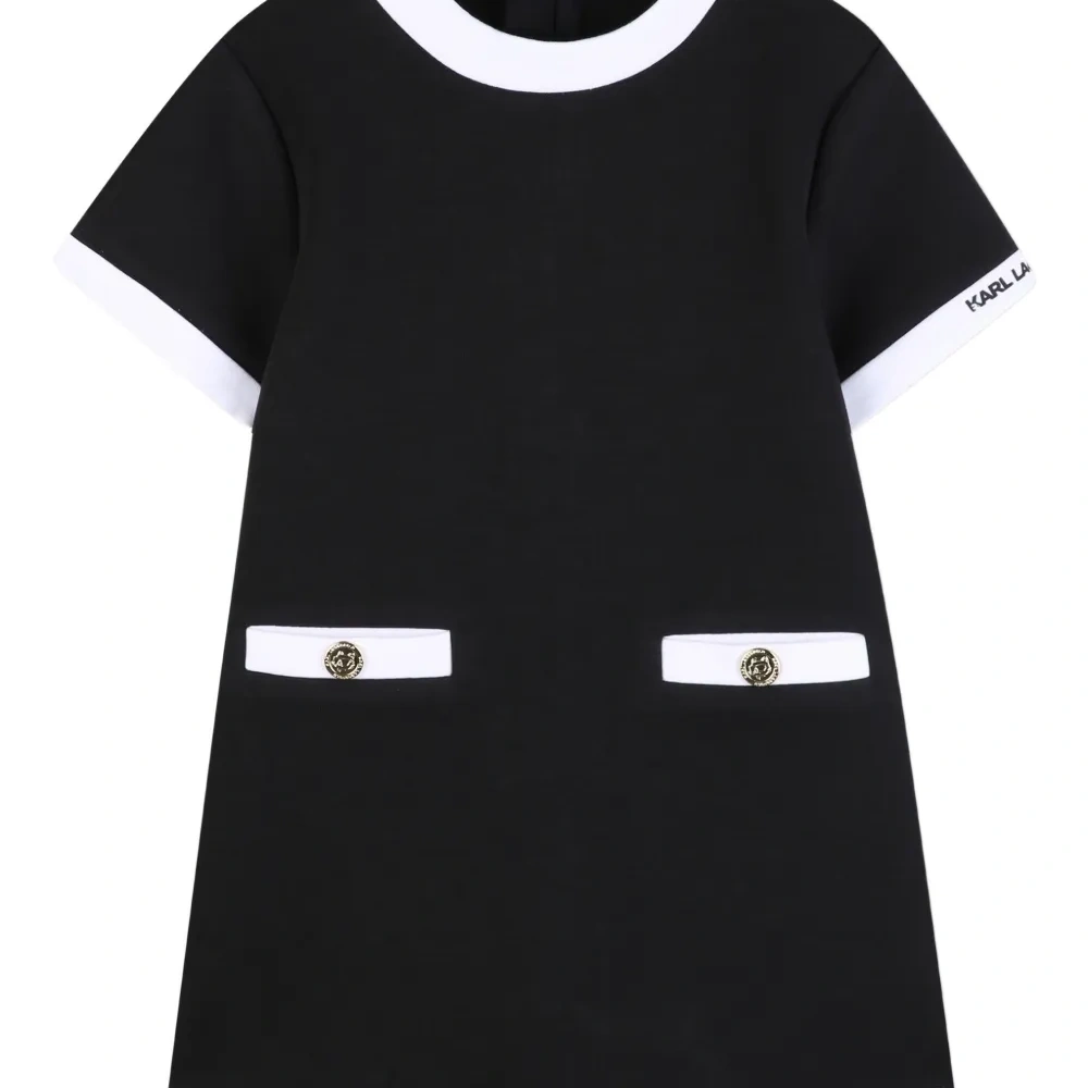 Платье на пуговицах с короткими рукавами