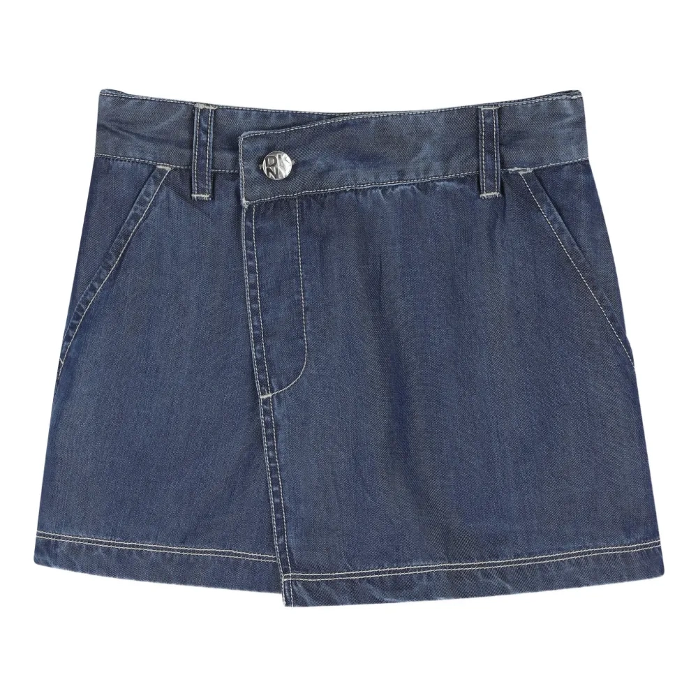 Шорты с контрастной строчкой