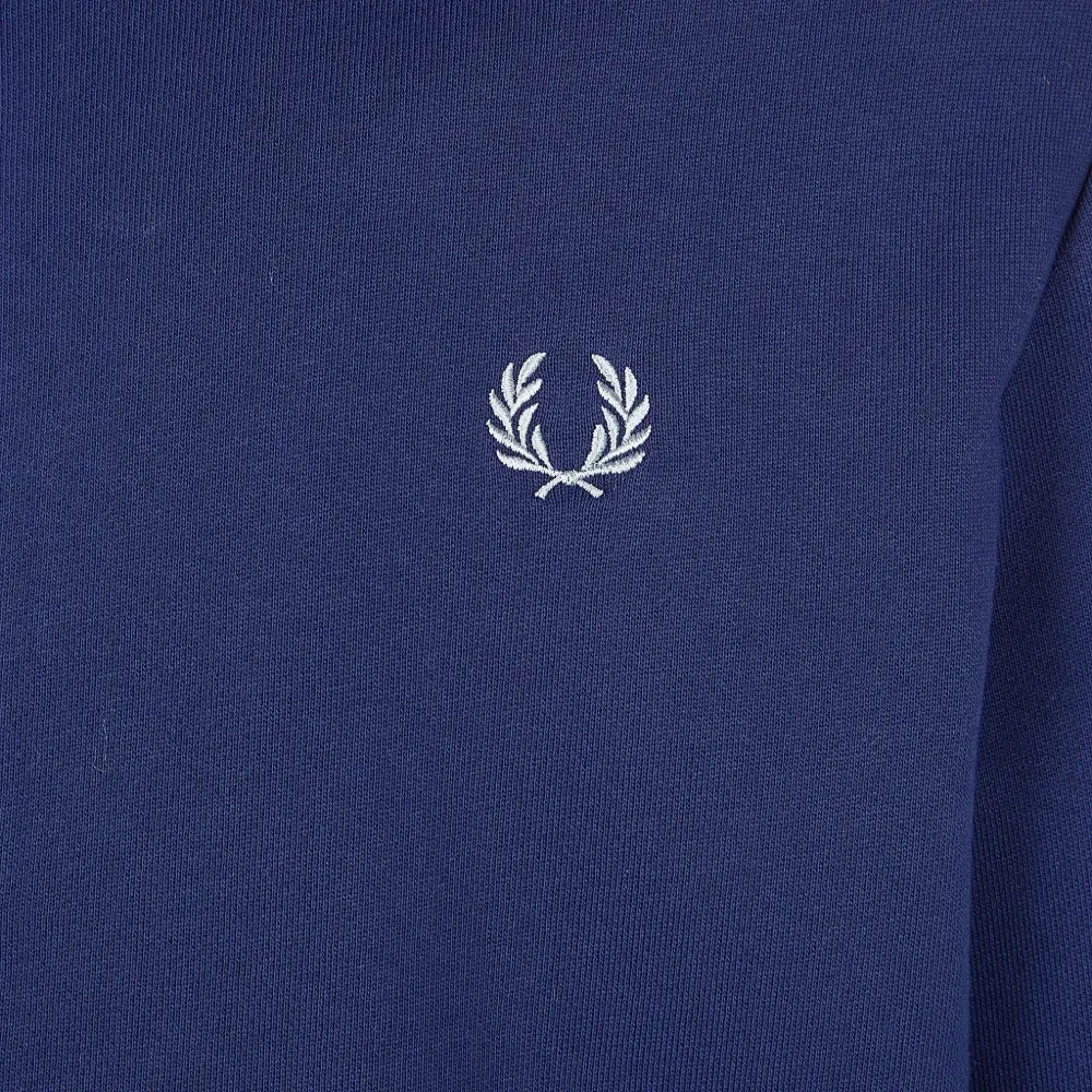 Толстовка на молнии с вышивкой в виде лаврового венка