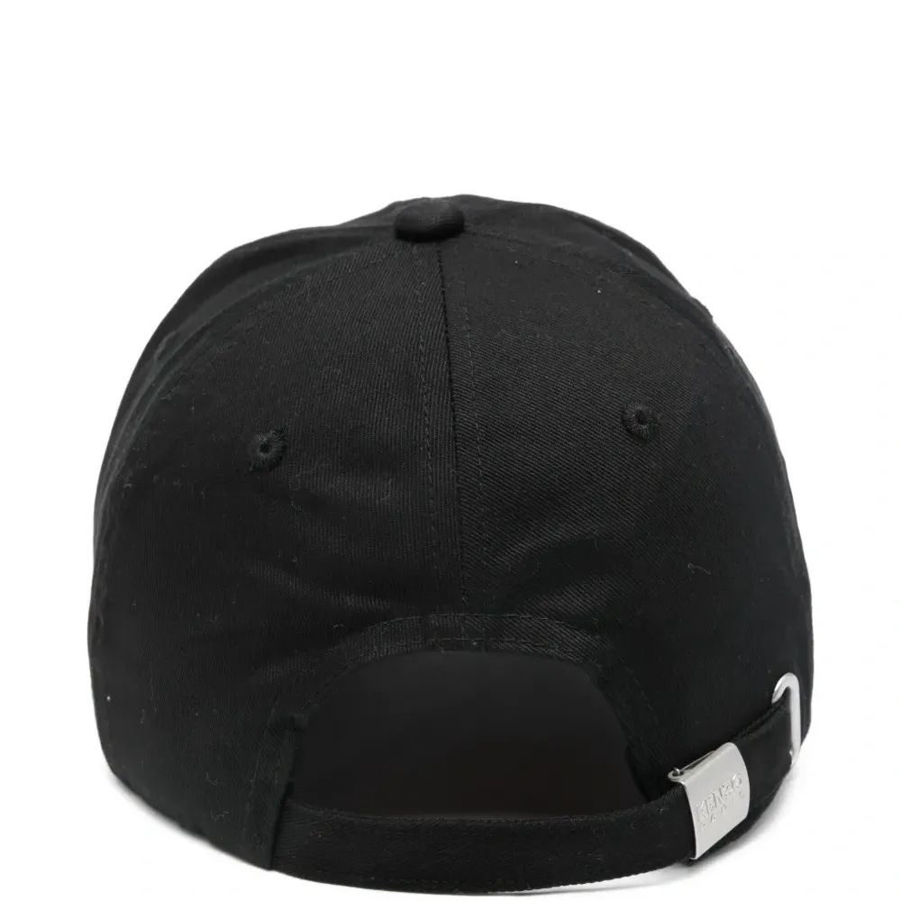 Бейсболка с вышивкой в виде тигра