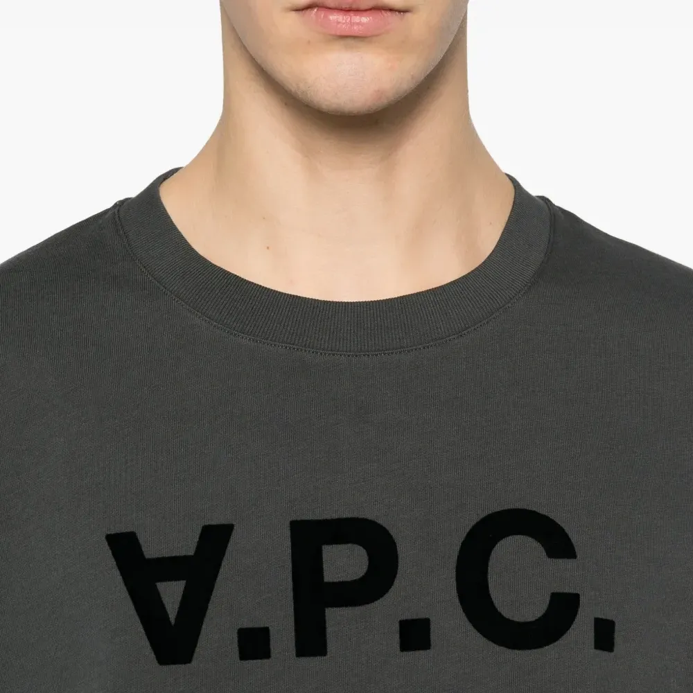 Футболка с логотипом