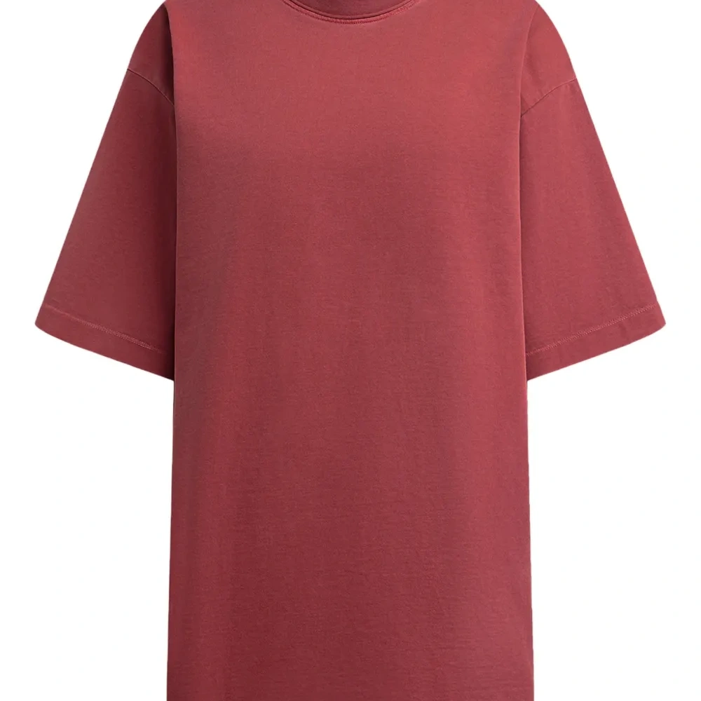 Футболка с круглым вырезом