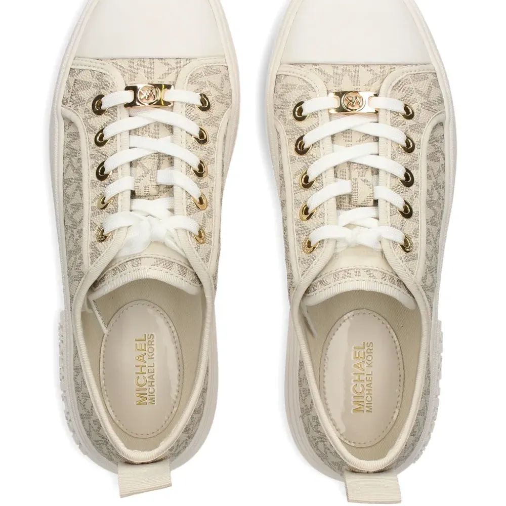 Кроссовки Evy с логотипом