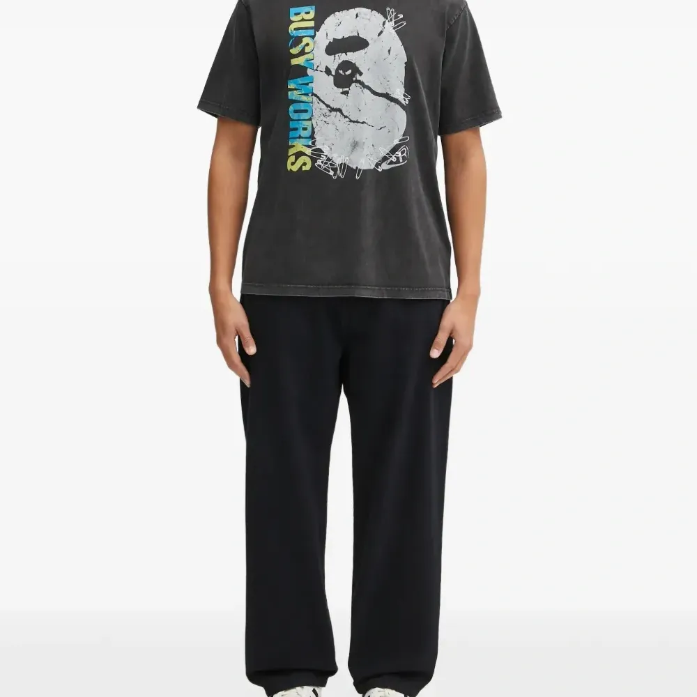 Футболка с графическим принтом