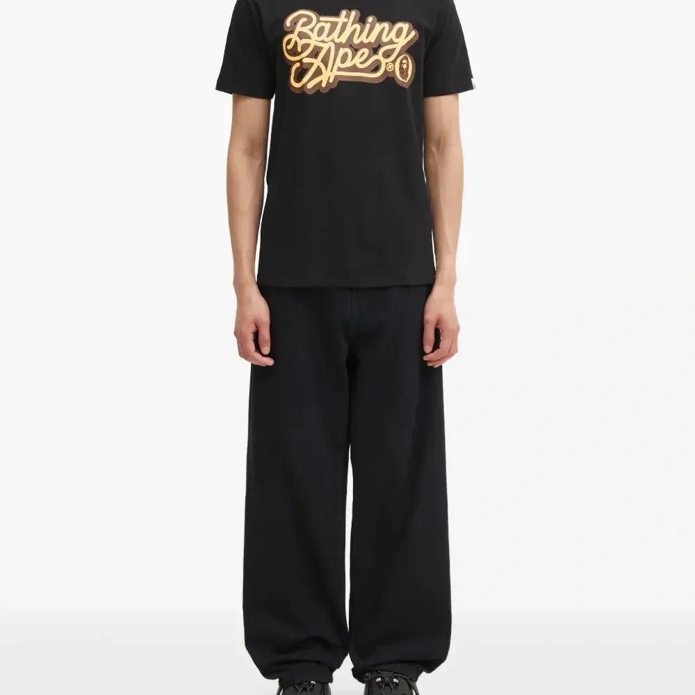 Футболка с графическим принтом