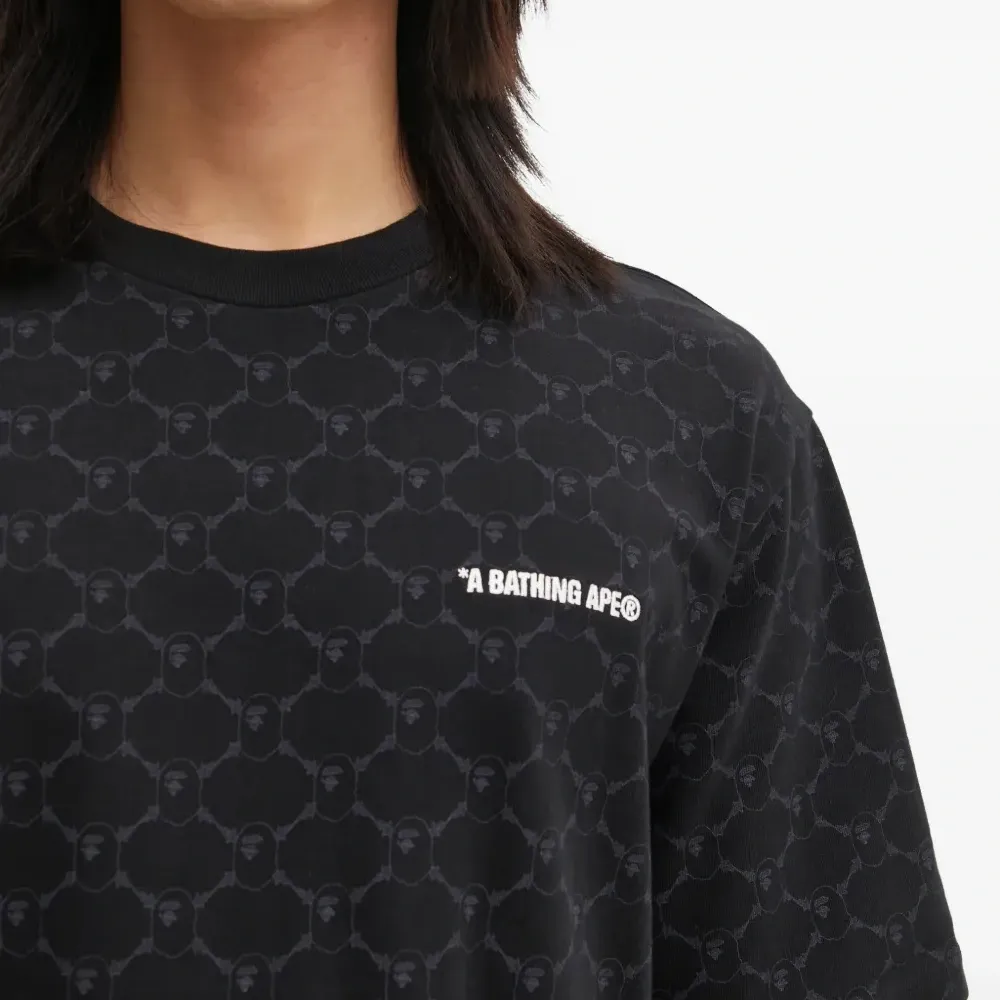 Футболка с монограммой College и круглым вырезом