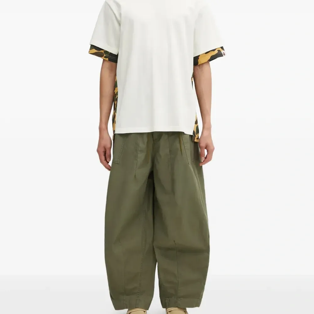 Футболка с блокировкой и сильно выстиранным камуфляжным принтом 1st Camo