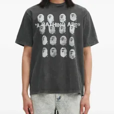 Футболка с логотипом и окрашиванием изделия