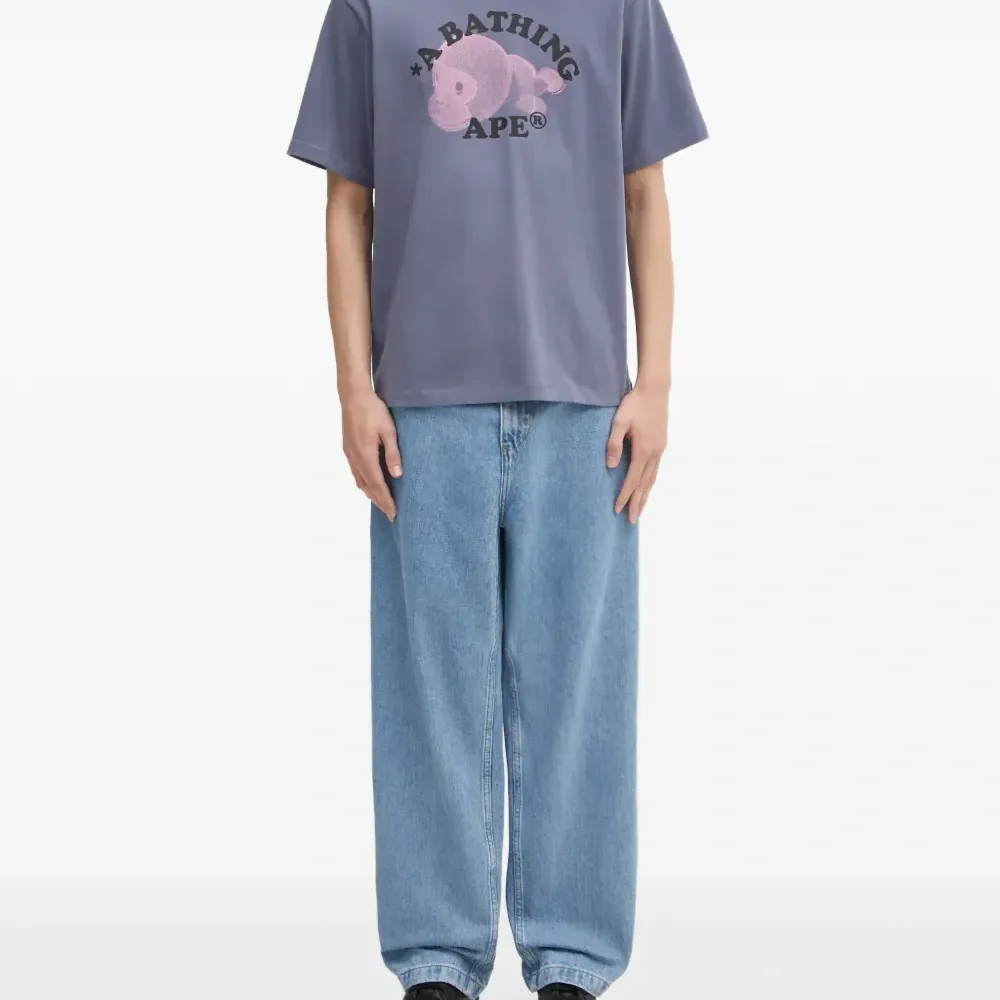 Футболка с графическим принтом