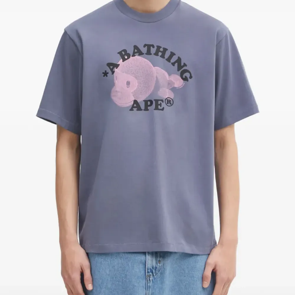 Футболка с графическим принтом