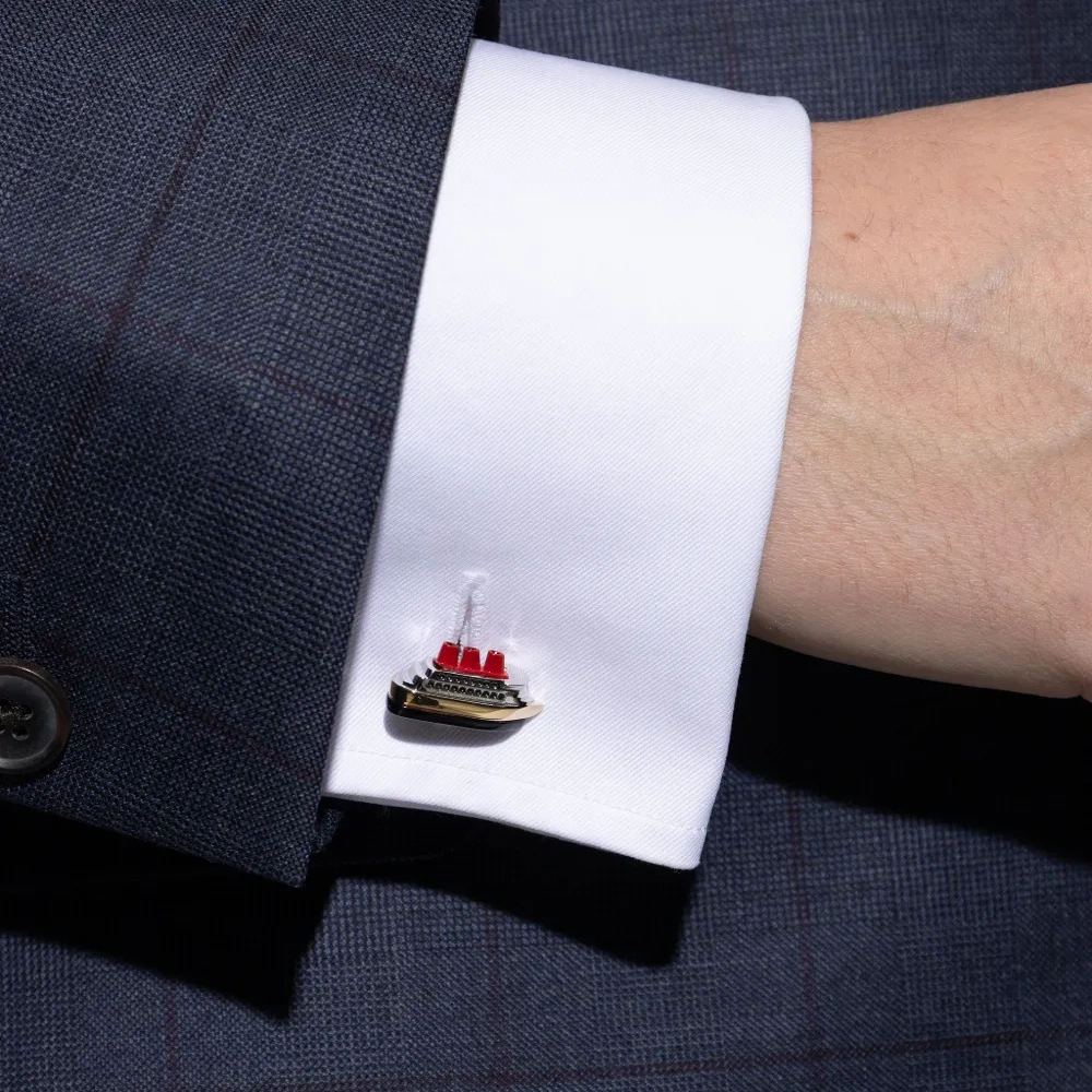 Запонки в виде круизного лайнера