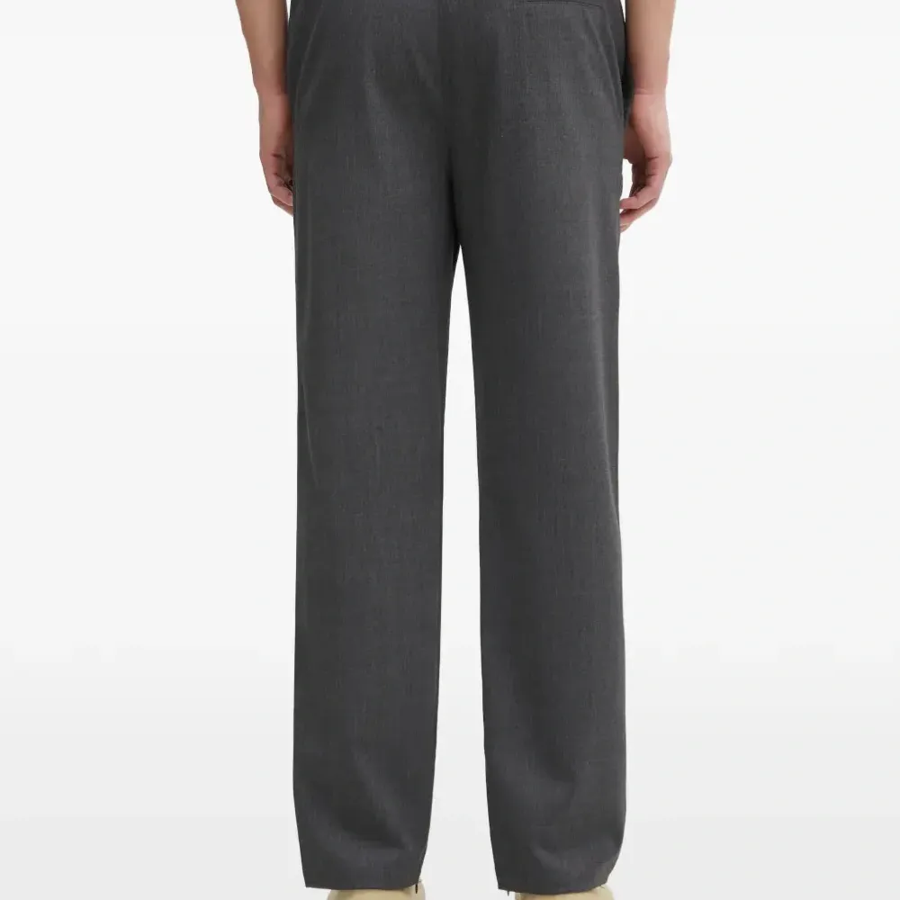 Брюки на эластичном поясе