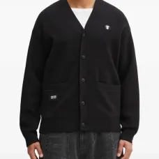 Кардиган с застежкой на пуговицы и нагрудным карманом