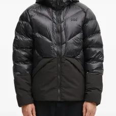 Куртка с капюшоном и узором шеврон