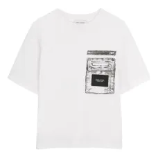 Футболка с рисунком на кармане Футболка с рисунком на кармане