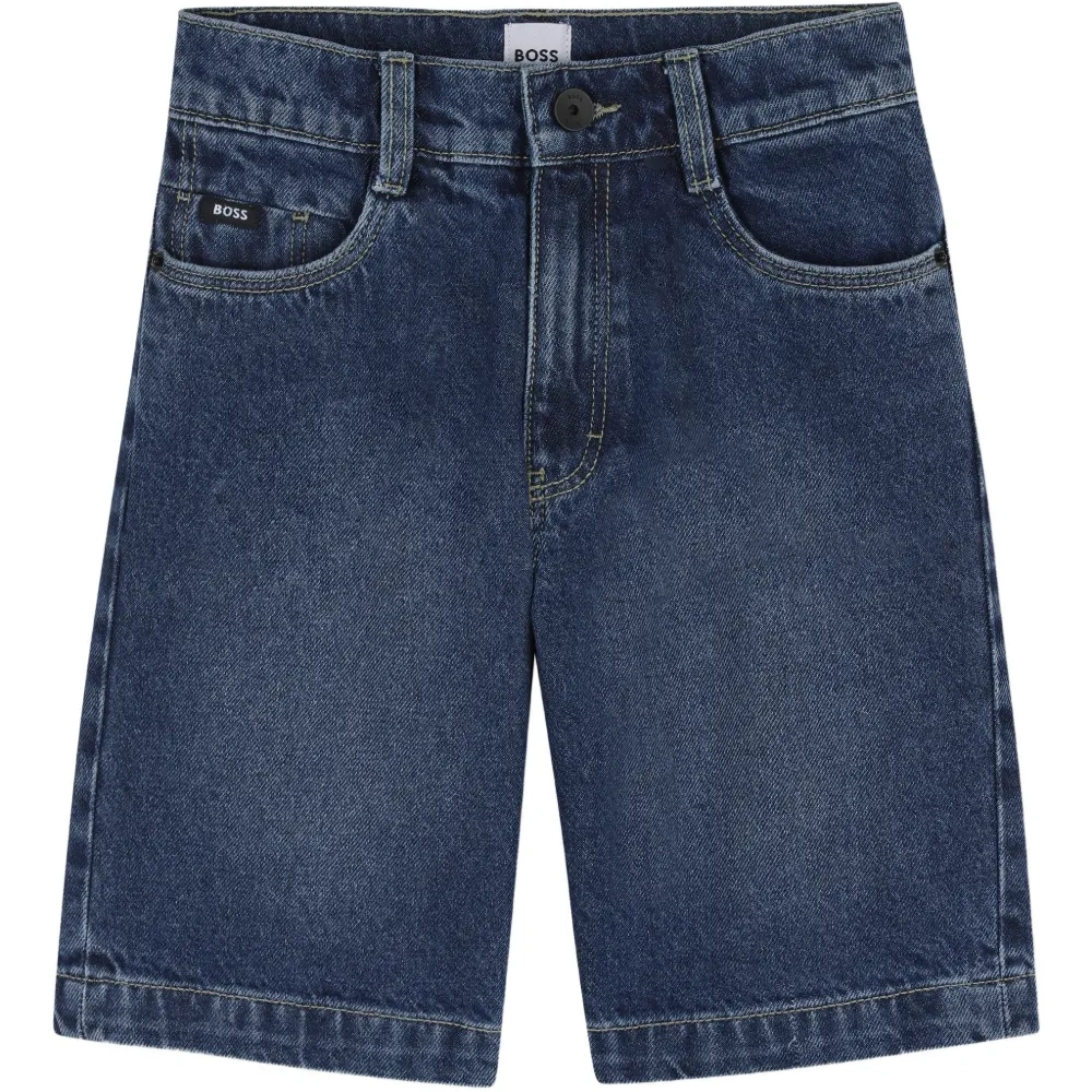 Джинсовые шорты с карманом