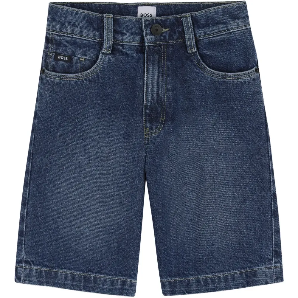 Джинсовые шорты с карманом