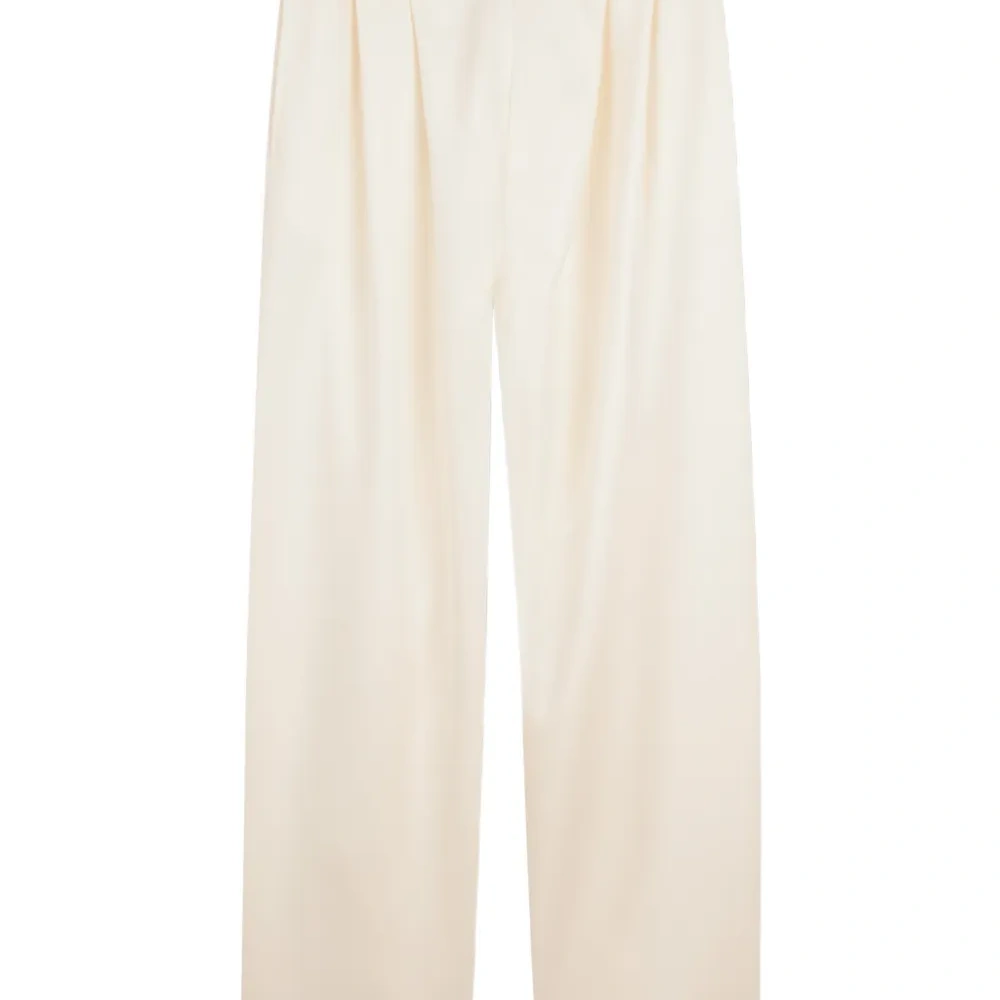 Брюки со складками