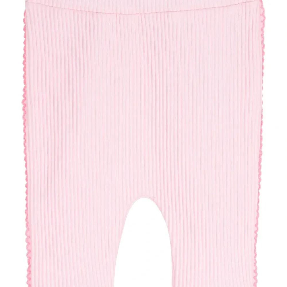 Комплект из топа и брюк с цветочной аппликацией