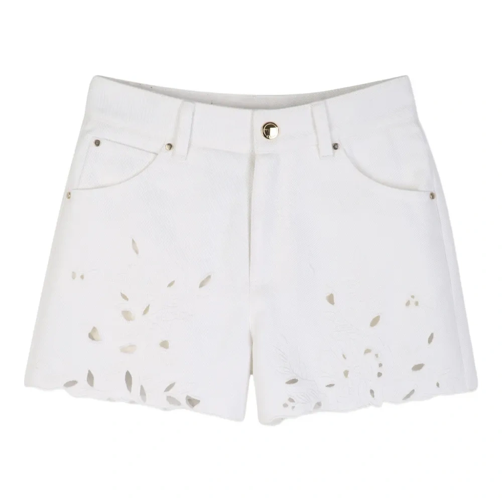 Шорты с цветочной вышивкой