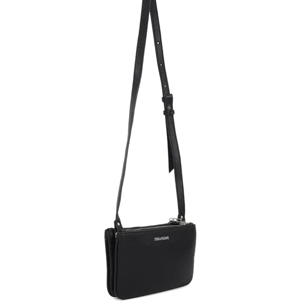 Сумка через плечо с заклепками Сумка через плечо с заклепками