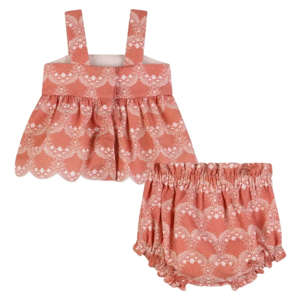 Комплект из топа и шортов с цветочным принтом Комплект из топа и шортов с цветочным принтом