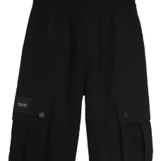 Шорты с накладными карманами