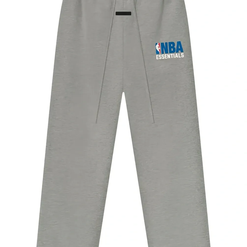 Брюки на молнии с пуговицами