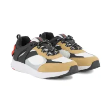 Кроссовки со вставками