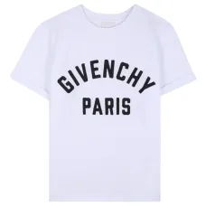 Футболка с логотипом