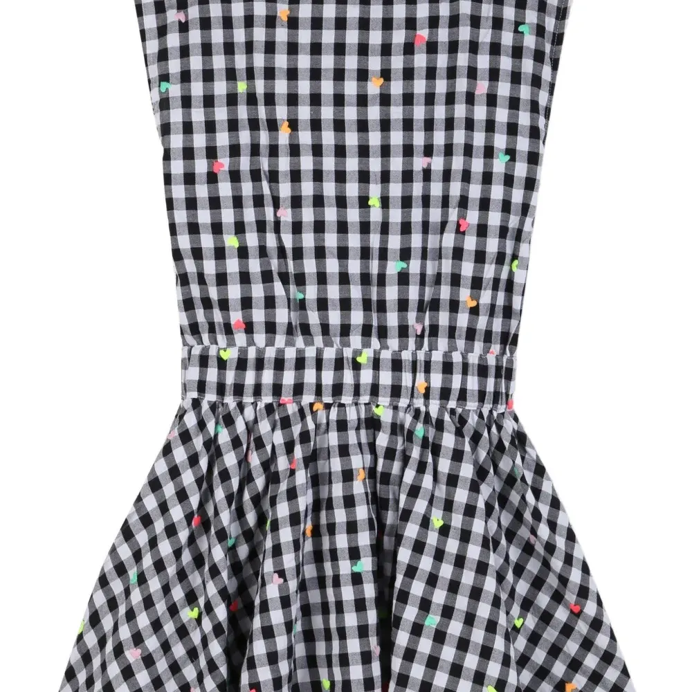 Клетчатое платье без рукавов