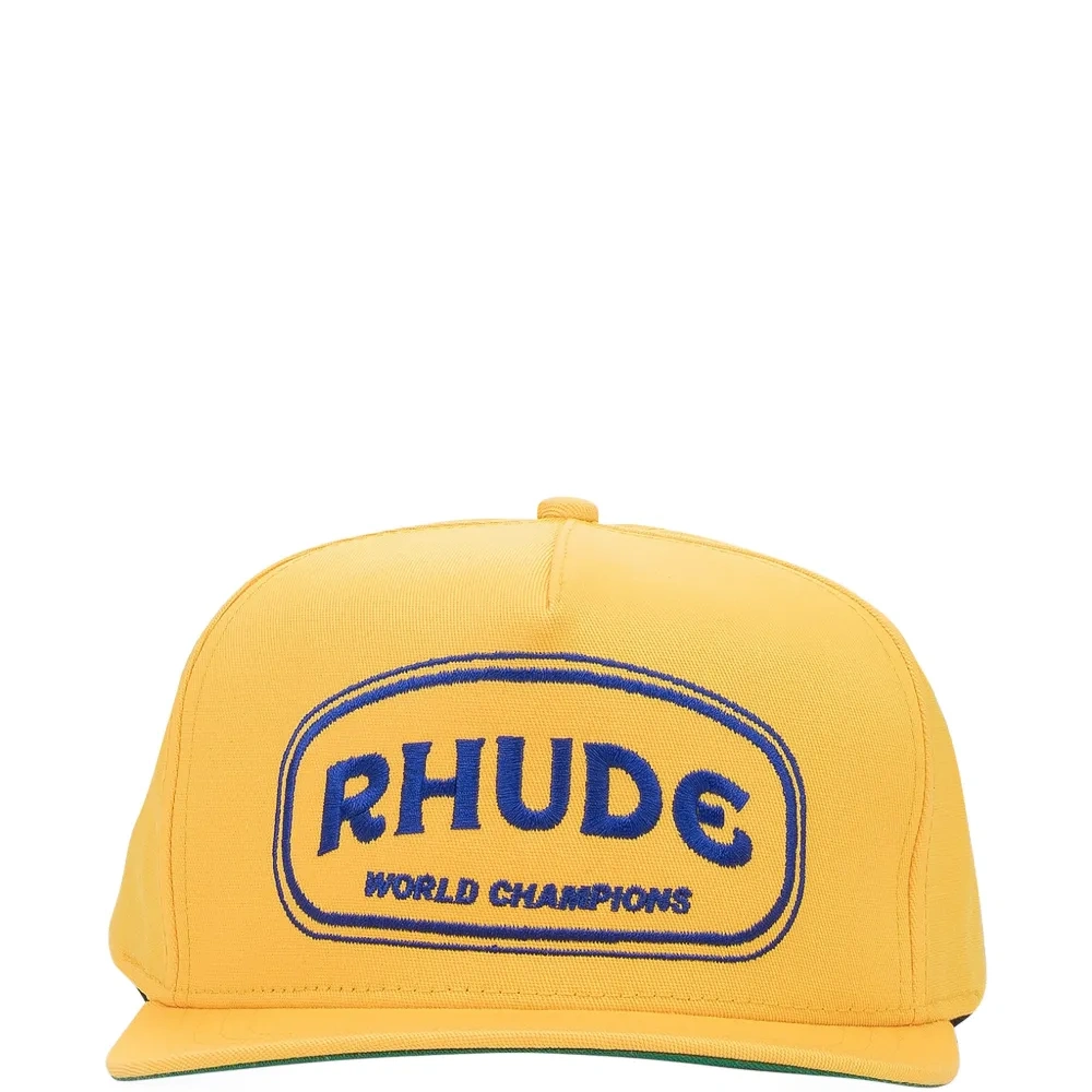 Бейсболка с вышитым логотипом Бейсболка с вышитым логотипом