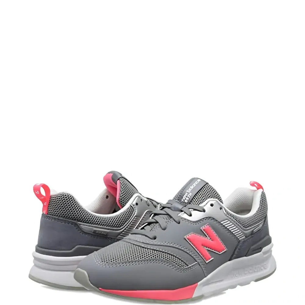 Кроссовки 997H с нашивкой-логотипом