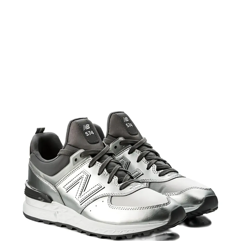 Кроссовки 574 на шнуровке