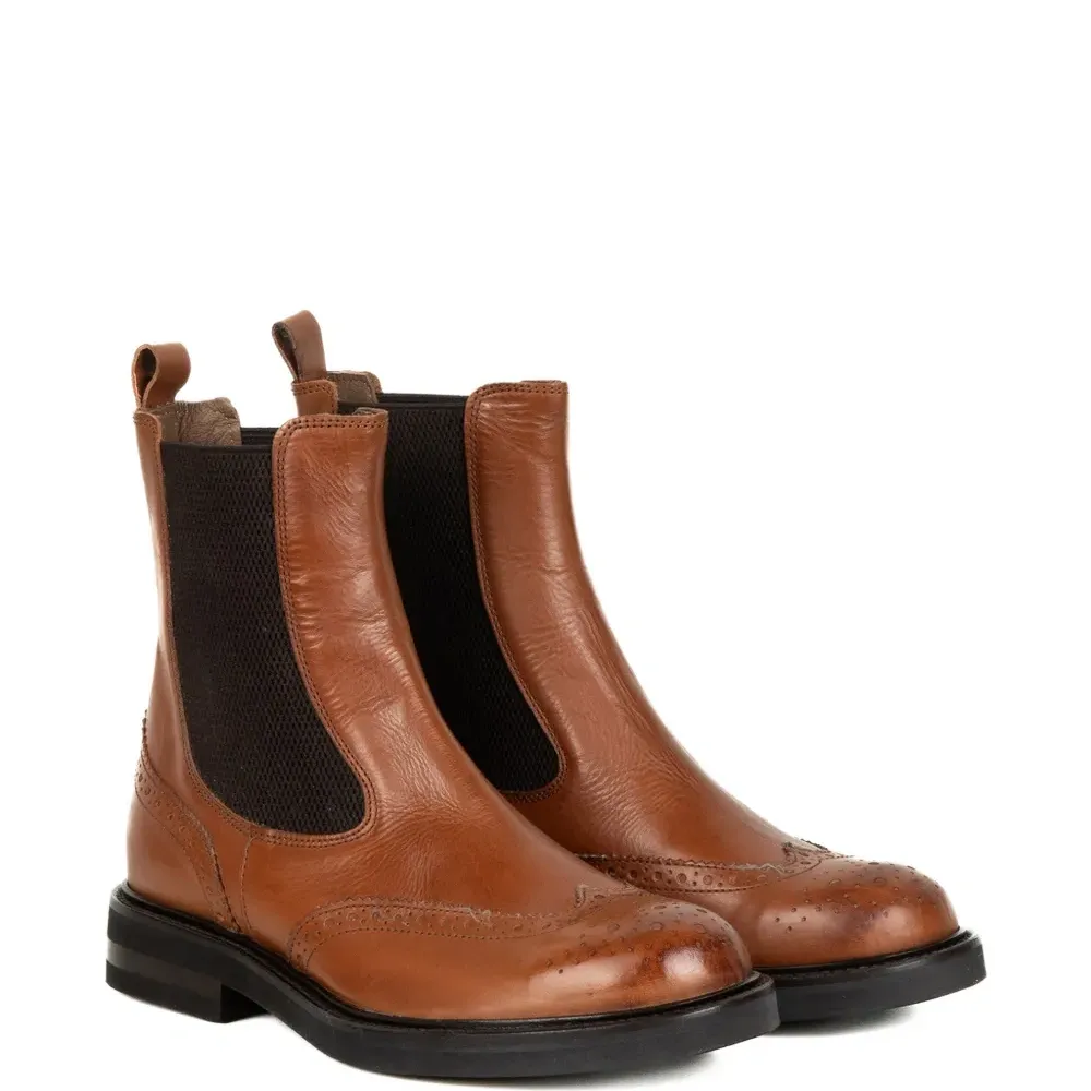 Кожаные ботинки