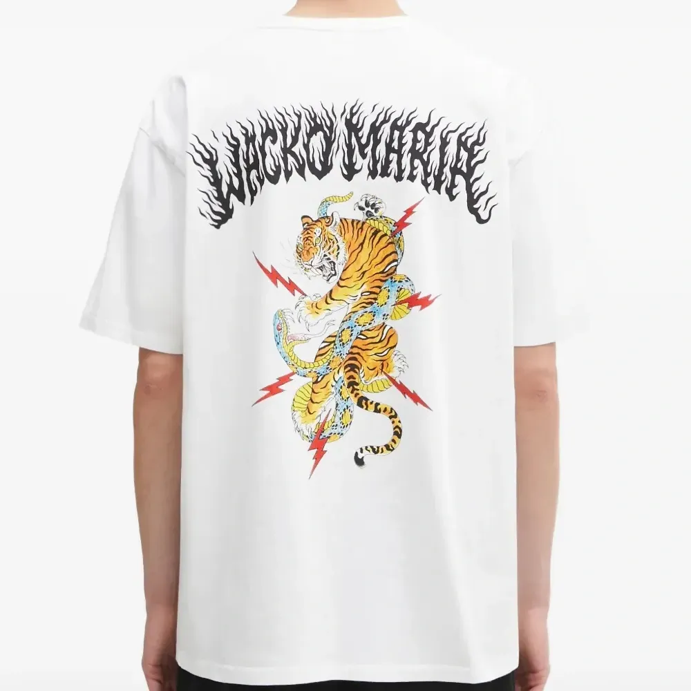 Футболка с графическим принтом