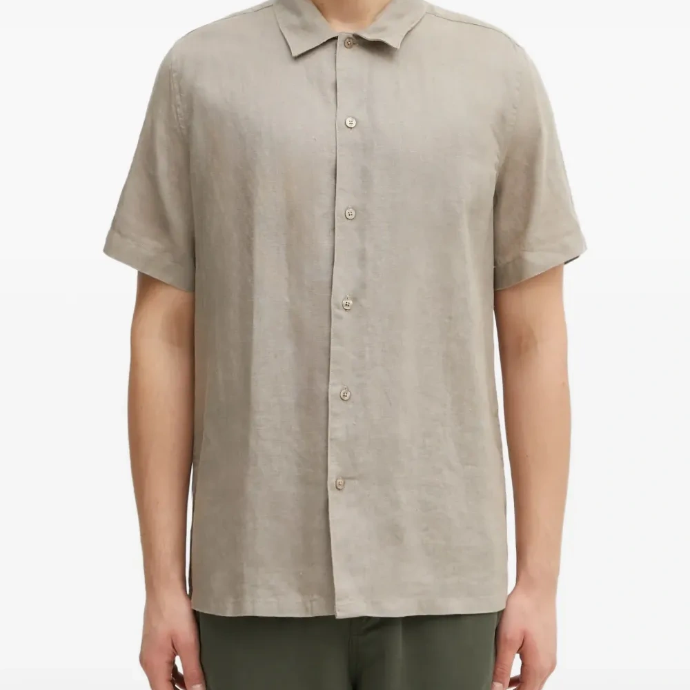 Рубашка с короткими рукавами на пуговицах