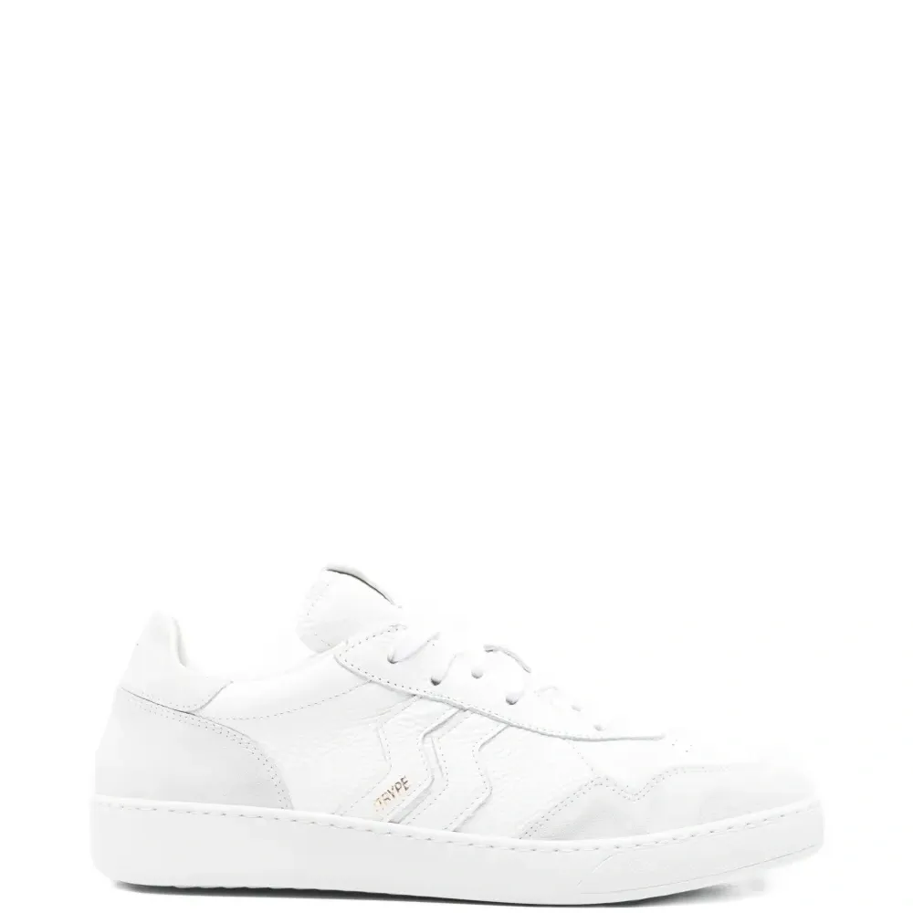 Кроссовки с логотипом