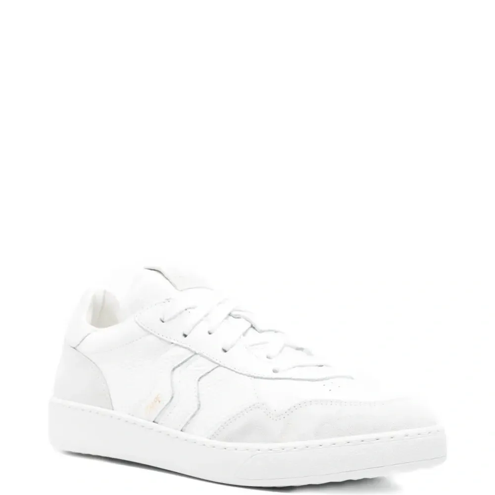 Кроссовки с логотипом