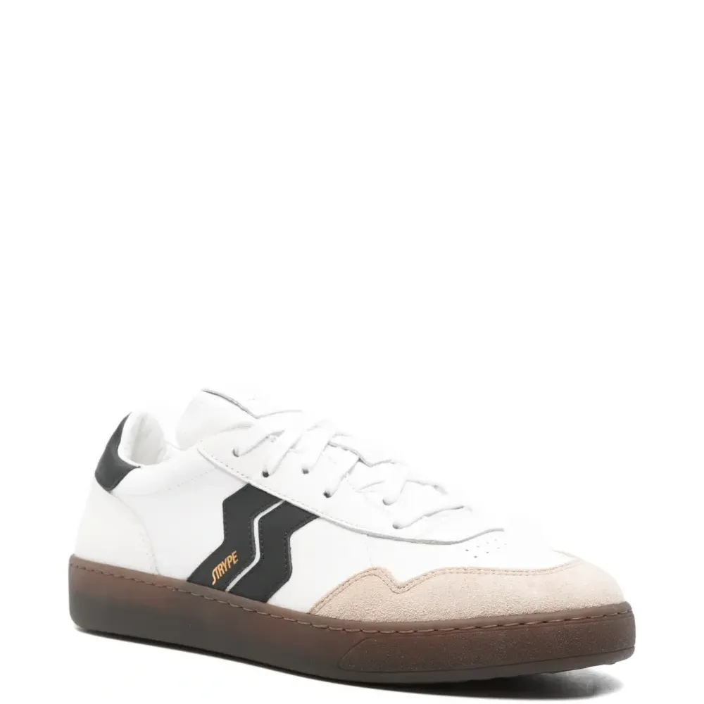 Кроссовки с полосатыми деталями