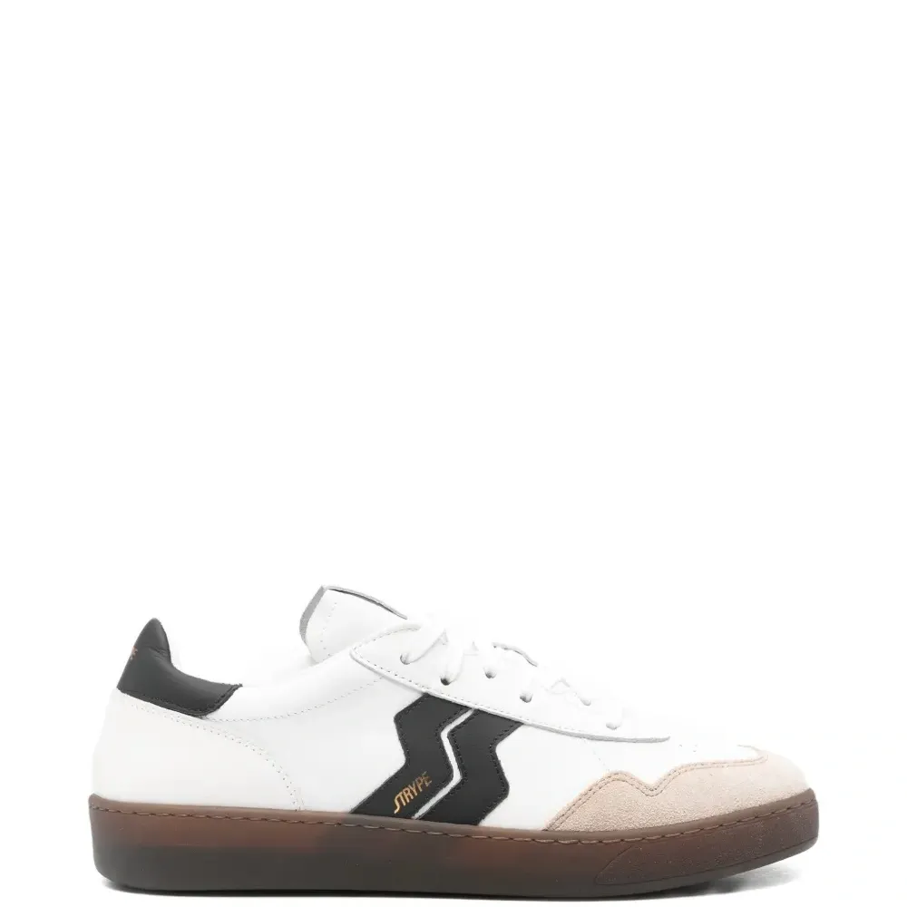 Кроссовки с полосатыми деталями