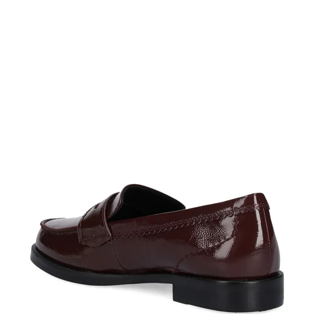 Лоферы с панелями и перемычкой