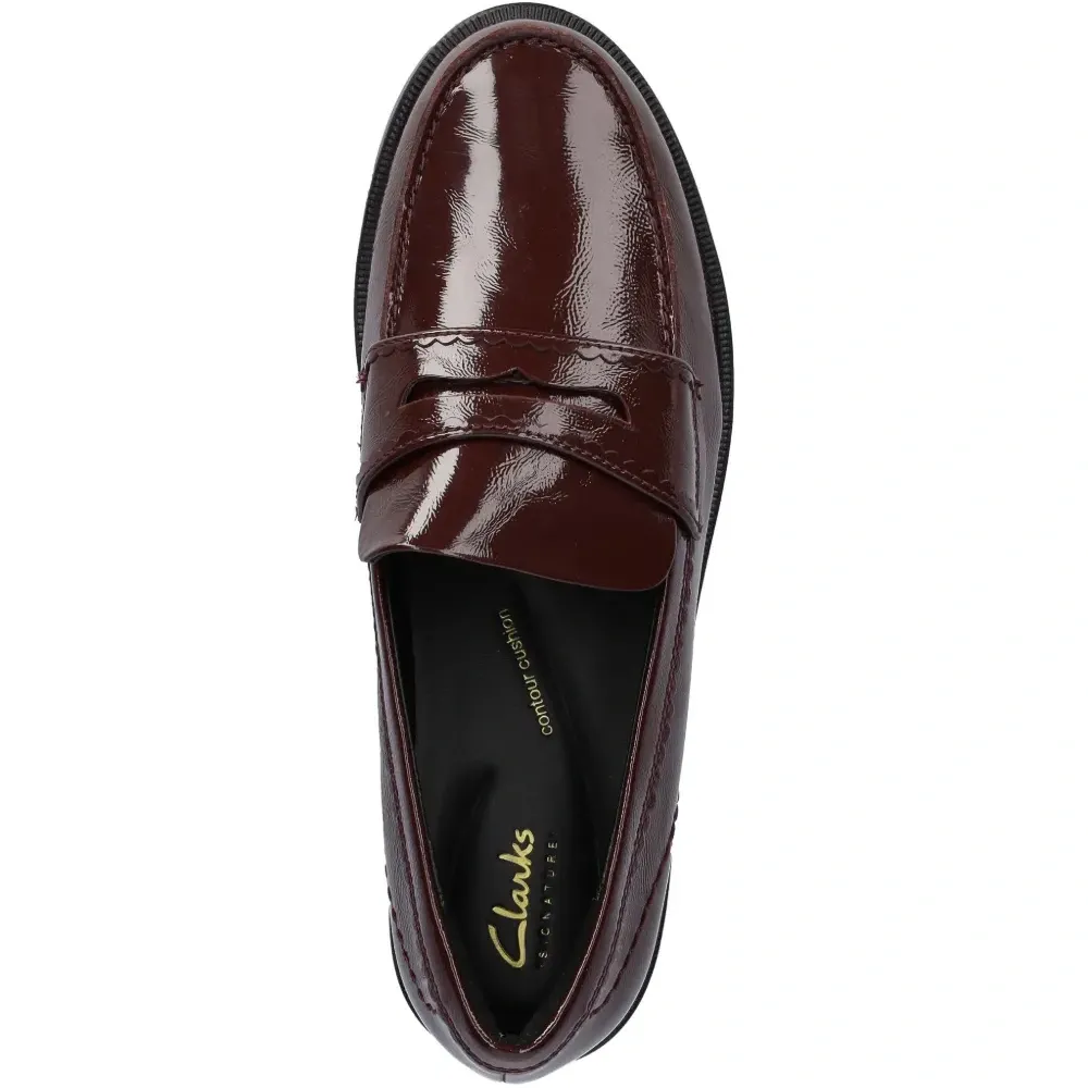 Лоферы с панелями и перемычкой