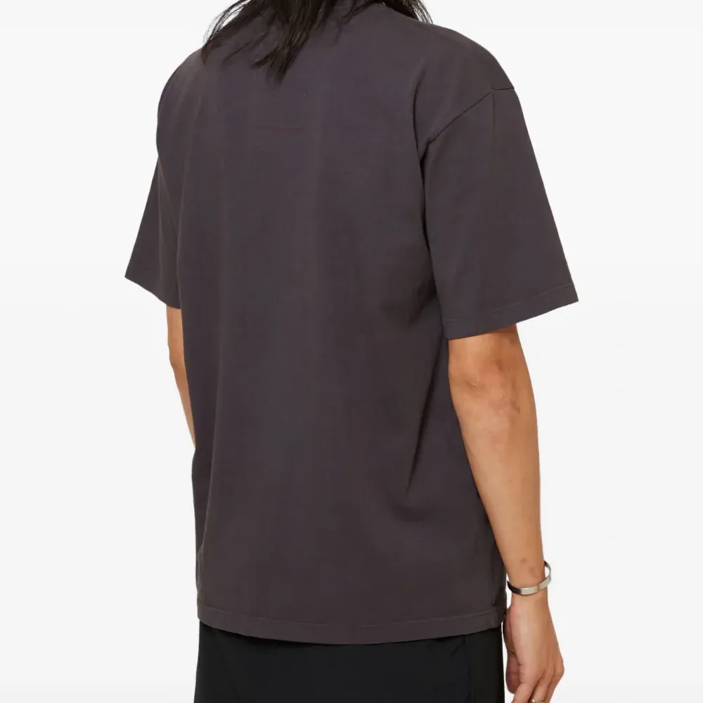 Футболка с логотипом