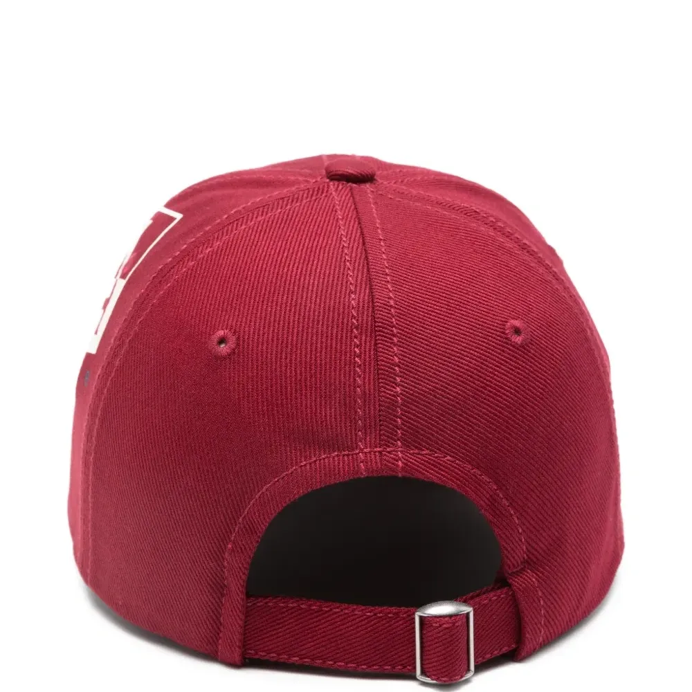 Бейсболка с логотипом